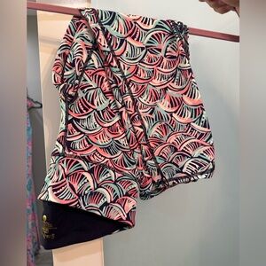 Neptune’s Net Copped leggings. SIZE SMALL. BNWOT. NEVER WORN.